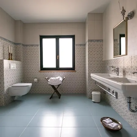 Nomad Guest house