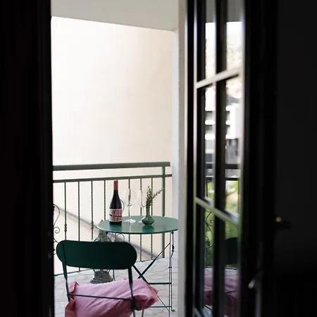 Guest house Nomad