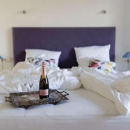 Nomad Guest house